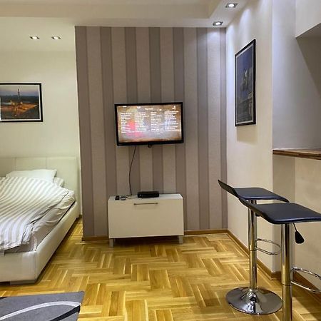 Apartamento Cika Ljuba Belgrado Exterior foto
