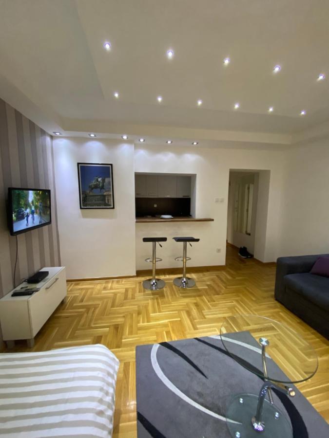 Apartamento Cika Ljuba Belgrado Exterior foto
