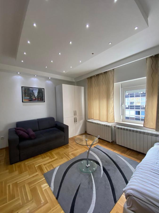 Apartamento Cika Ljuba Belgrado Exterior foto